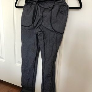 Lulu lemon tights size 4